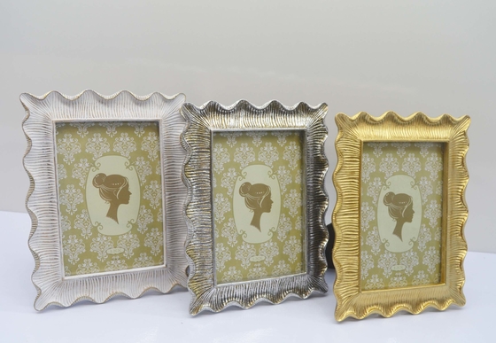 Resin Frame to Cherish Memories" – 4×6 Inch Vintage Gold Frame, Hand-Carved Anniversary Gift, Timeless Home Decor