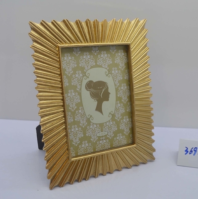 "French Luxury Resin Photo Frame" – 4×6 Inch Golden Embossed Frame, European Palace Style, Home Decor Picture Frame