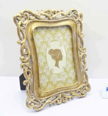 Handcrafted 4×6 Inch Vintage Photo Frame with Intricate Floral Carvings - Perfect for Wedding & Anniversary Portraits