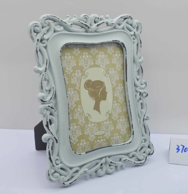Handcrafted 4×6 Inch Vintage Photo Frame with Intricate Floral Carvings - Perfect for Wedding & Anniversary Portraits