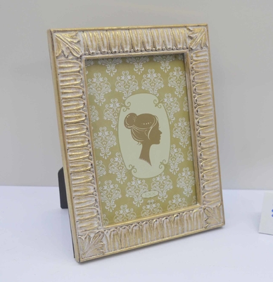 4×6 Inch Palace-Style Embossed Picture Frame with Anti-Yellowing Coating - Elegant Home Decoration