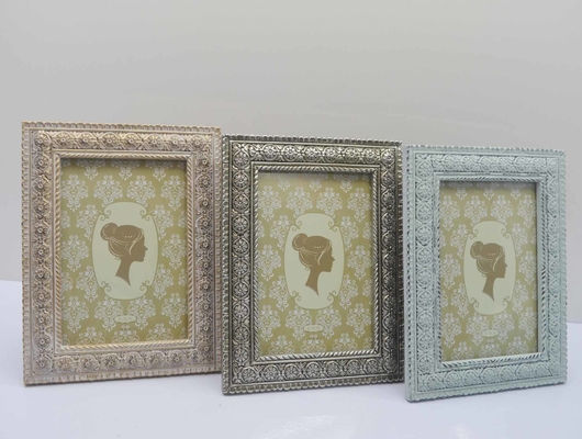 4×6 Inch Artisan Vintage Photo Stand with Patina Finish - Professional Studio Prop & Gift Choice