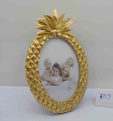 4×6 Inch Distressed Resin Frame with Scrollwork Carvings - Wedding Portrait Statement Piece