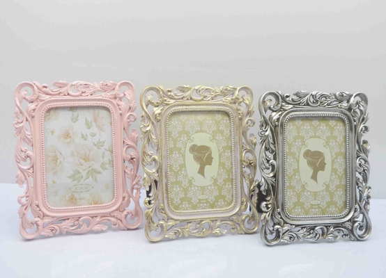 4×6 Inch Crackle-finish Resin Frame - Vintage Photography Collector's Item