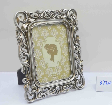 4×6 Inch Crackle-finish Resin Frame - Vintage Photography Collector's Item