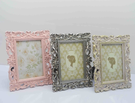 4×6 Inch Blue&White Porcelain-effect Resin Frame - Oriental Collector's Piece