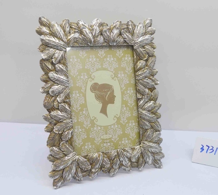 Custom-engraved 4×6 Inch Vintage Frame with Milestone Dates - Love Story Chronicle