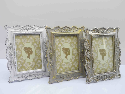 4×6 Inch BPA-free Resin Frame with 3D Animal Motifs - Baby's First Photo Display
