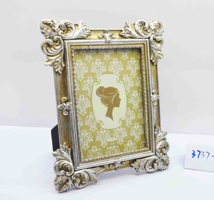 4×6 Inch Snow-crystal Resin Frame with Hidden Compartment - Christmas Memory Keeper