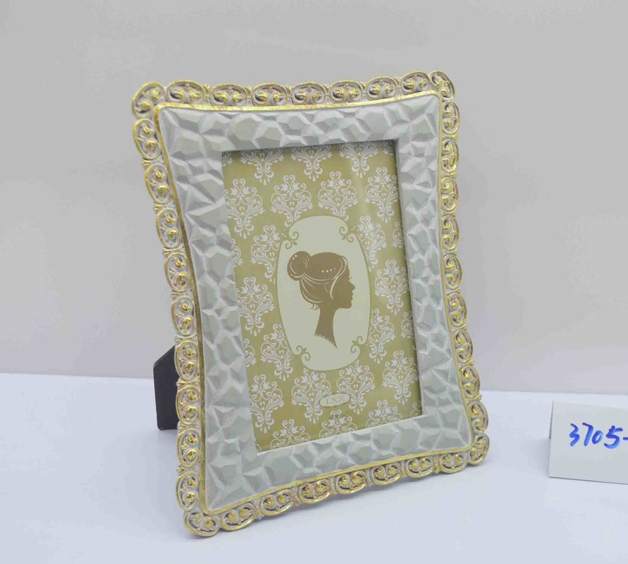 4×6 Inch Handmade Vintage Display with 3D Relief Details - Living Room Decor Essential retro home decor