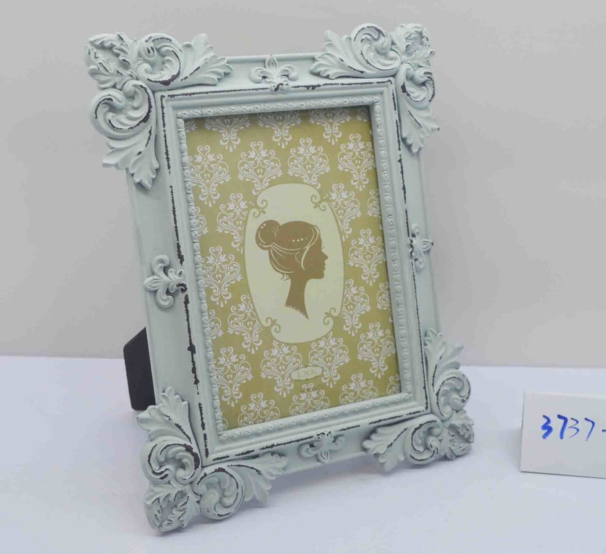4×6 Inch Snow-crystal Resin Frame with Hidden Compartment - Christmas Memory Keeper